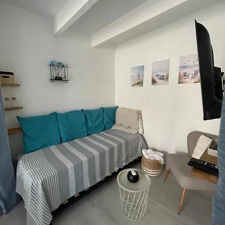 Lili Apartman *